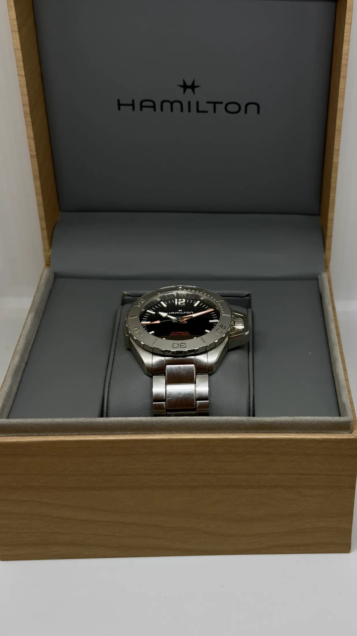 Hamilton KHAKI NAVY FROGMAN AUTO 2
