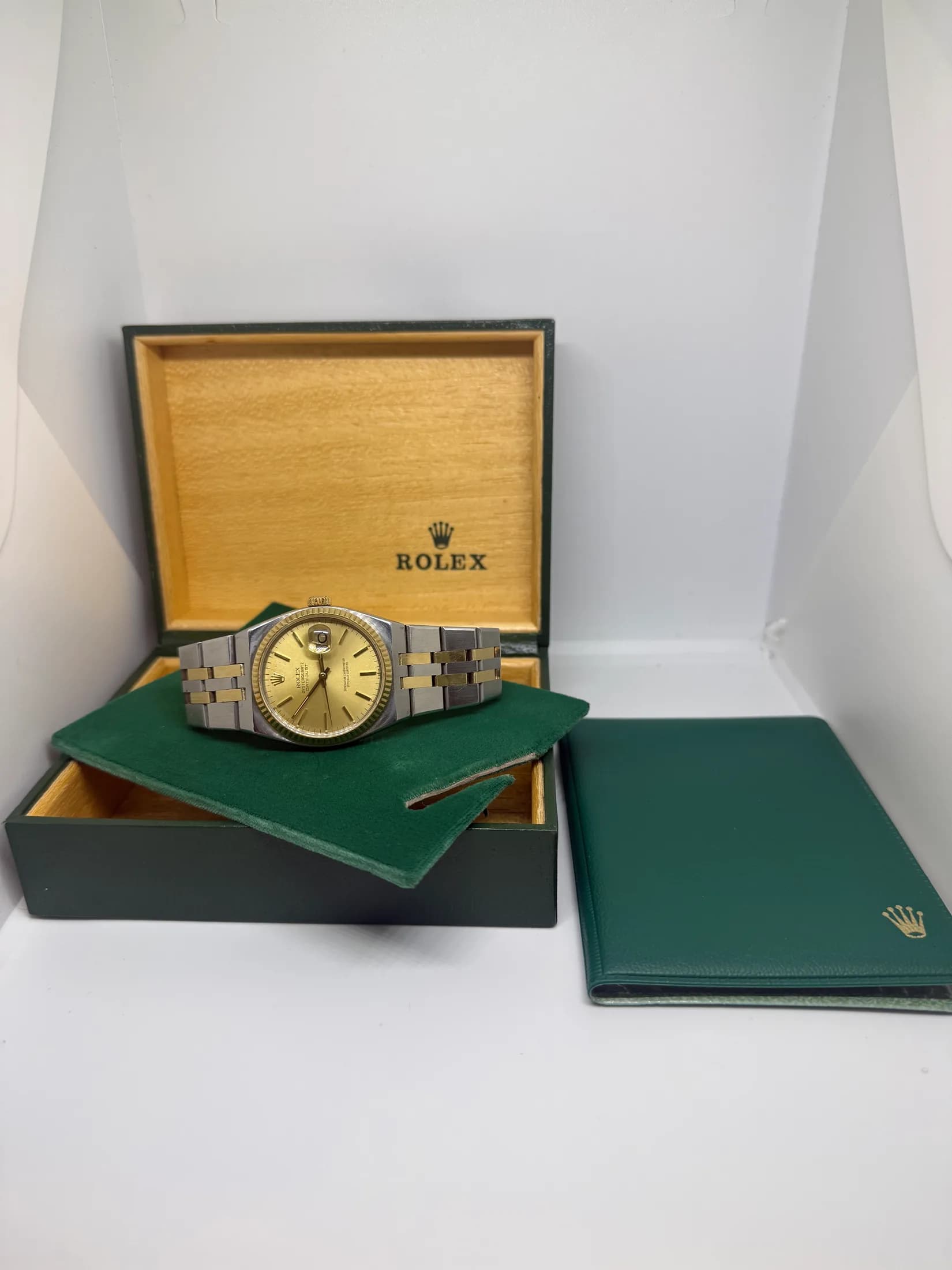 Rolex Oyster Quartz