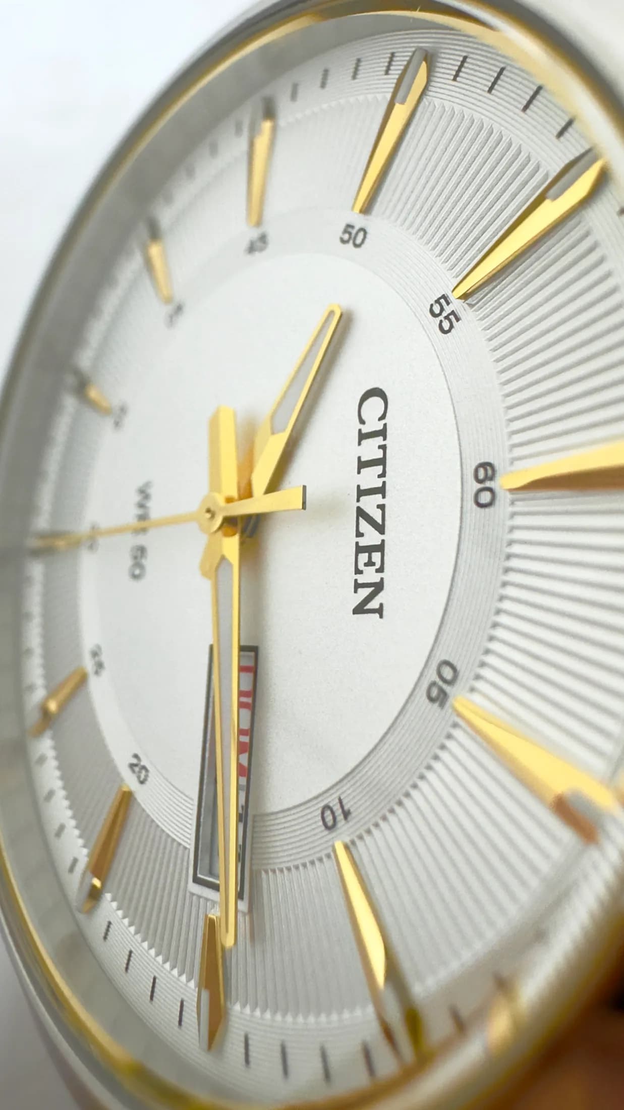 Citizen Quartz Day Date 7